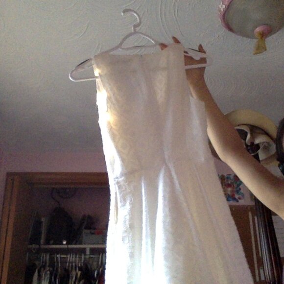 White Guess Dress - Picture 5 of 6